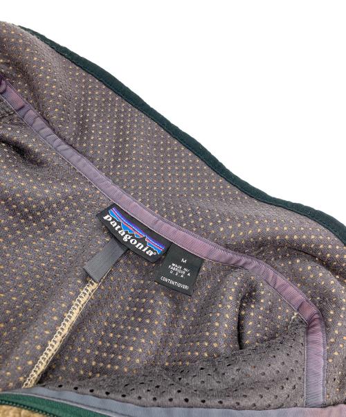 Patagonia（パタゴニア）Patagonia (パタゴニア) 97年　レトロカーディガン ベージュ×グリーン サイズ:Mの古着・服飾アイテム