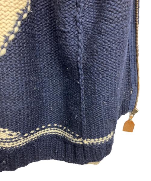 POST OVERALLS（ポストオーバーオールズ）POST OVERALLS (ポストオーバーオールズ) CANADIAN SWEATER (カナディアンセーター) A BATHING APE (ア ベイシング エイプ) ニットジャケット ベージュ×ネイビー サイズ:不明の古着・服飾アイテム