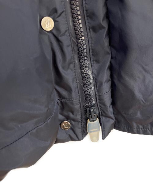 LOUIS VUITTON（ルイ ヴィトン）LOUIS VUITTON (ルイ ヴィトン) ナイロンジャケット ネイビー×ホワイト サイズ:58の古着・服飾アイテム