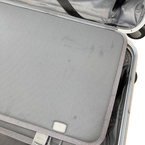 TUMI（トゥミ）TUMI (トゥミ) キャリーバッグ シルバー 19 DEGREE ALUMINUM 19 DEGREE ALUMINUMの古着・服飾アイテム