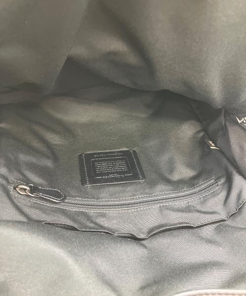 COACH（コーチ）COACH (コーチ) リュック アイボリー×ブラックの古着・服飾アイテム