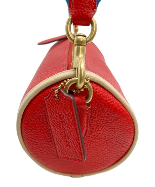 COACH（コーチ）COACH (コーチ) オリオン バレル バッグ レッドの古着・服飾アイテム
