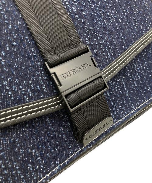 DIESEL（ディーゼル）DIESEL (ディーゼル) デニムショルダーバッグ インディゴの古着・服飾アイテム