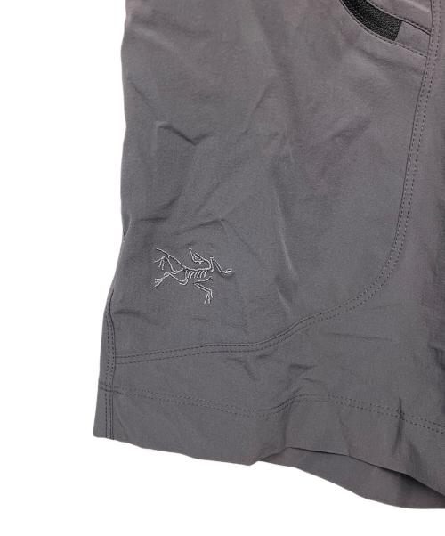 ARC'TERYX（アークテリクス）ARC'TERYX (アークテリクス) レフロイショーツ　ハーフパンツ グレー サイズ:W30の古着・服飾アイテム