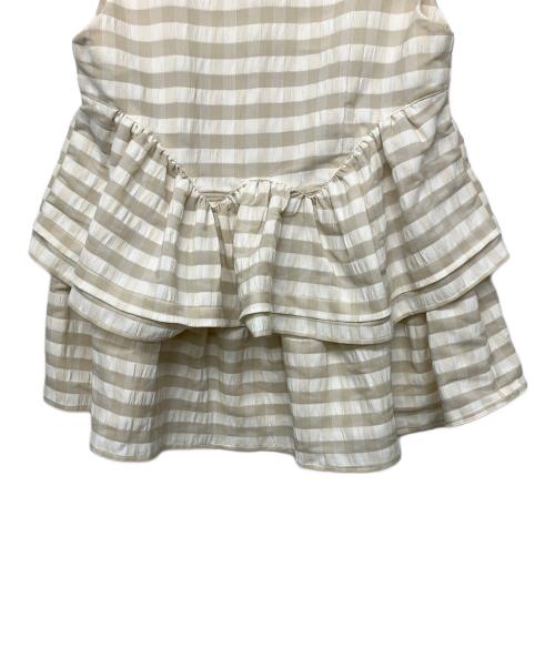 anuans（アニュアンス）anuans (アニュアンス) プレイドダブルフリルブラウス ベージュ サイズ:Freeの古着・服飾アイテム