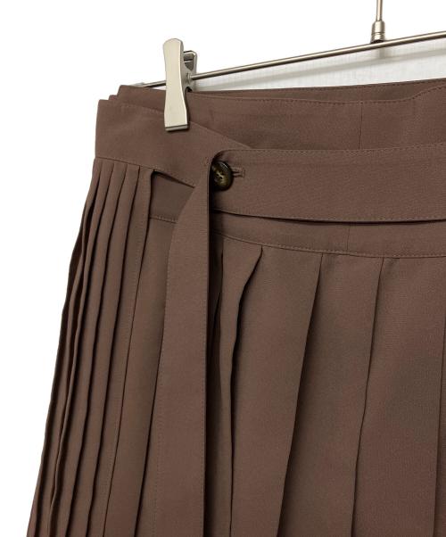 ADORE（アドーア）ADORE (アドーア) プリーツレイヤードボトム ブラウン サイズ:96cm (W38) 未使用品の古着・服飾アイテム