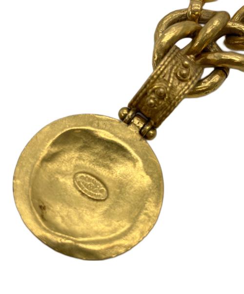 CHANEL（シャネル）CHANEL (シャネル) ココマークコインチャームブレスレット ゴールドカラーの古着・服飾アイテム