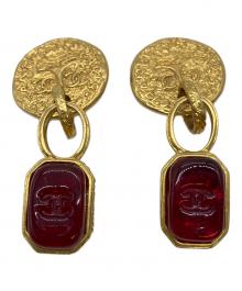 CHANEL（シャネル）の古着「カラーストーンイヤリング」｜レッド×ゴールドカラー