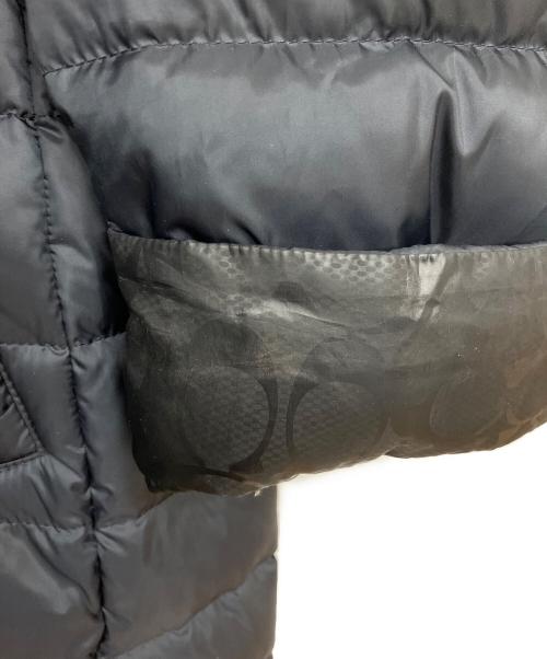 COACH（コーチ）COACH (コーチ) ダウンコート ブラック サイズ:Mの古着・服飾アイテム