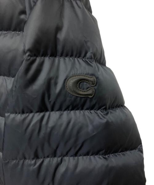 COACH（コーチ）COACH (コーチ) ダウンコート ブラック サイズ:Mの古着・服飾アイテム