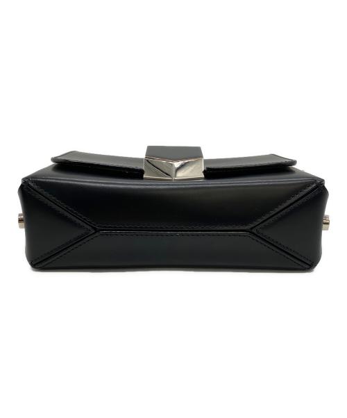 JIMMY CHOO（ジミーチュウ）JIMMY CHOO (ジミーチュウ) チェーンショルダーバッグ ブラックの古着・服飾アイテム