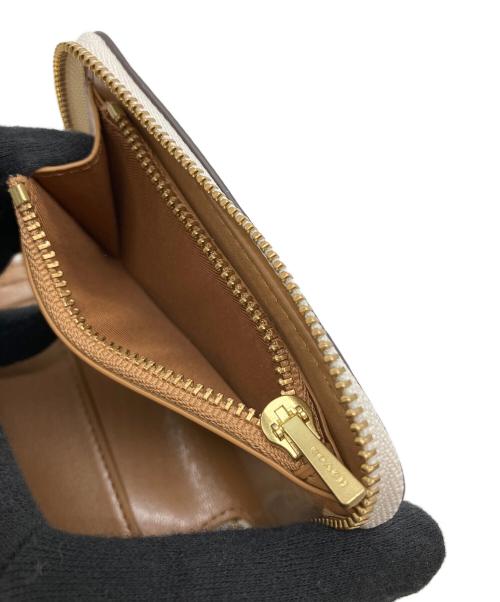 COACH（コーチ）COACH (コーチ) 2つ折り財布 アイボリー 未使用品の古着・服飾アイテム