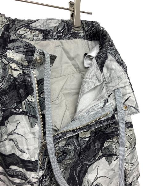 A BATHING APE（ア ベイシング エイプ）A BATHING APE (ア ベイシング エイプ) TREE EDGE CAMO CARGO PANTS 24AW ホワイト×ブラック サイズ:L　の古着・服飾アイテム