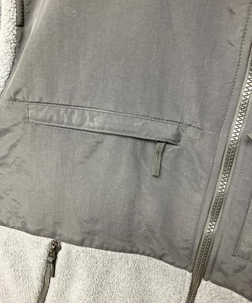 THE NORTH FACE（ザ ノース フェイス）THE NORTH FACE (ザ ノース フェイス) NA72450　デナリジャケット グレー×ブラック サイズ:Mの古着・服飾アイテム