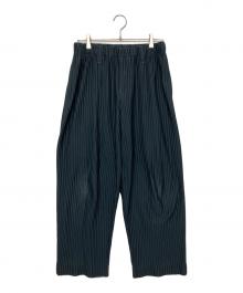 HOMME PLISSE ISSEY MIYAKE（オム プリッセ イッセイ ミヤケ）の古着「プリーツパンツ」｜グリーン