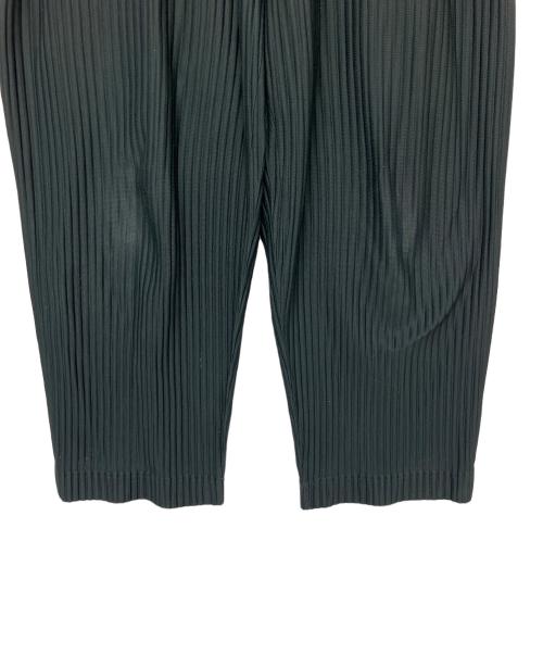 HOMME PLISSE ISSEY MIYAKE（オム プリッセ イッセイ ミヤケ）HOMME PLISSE ISSEY MIYAKE (オム プリッセ イッセイ ミヤケ) プリーツパンツ グリーン サイズ:１の古着・服飾アイテム