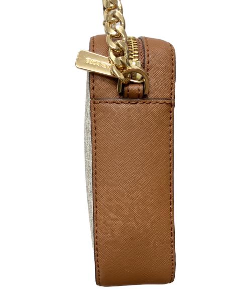 MICHAEL KORS（マイケル・コース）MICHAEL KORS (マイケル・コース) ショルダーバッグ ホワイト×ブラウンの古着・服飾アイテム