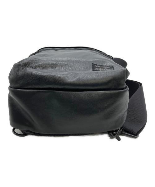 PORTER（ポーター）PORTER (ポーター) アルーフ SLING SHOULDER BAG ブラックの古着・服飾アイテム
