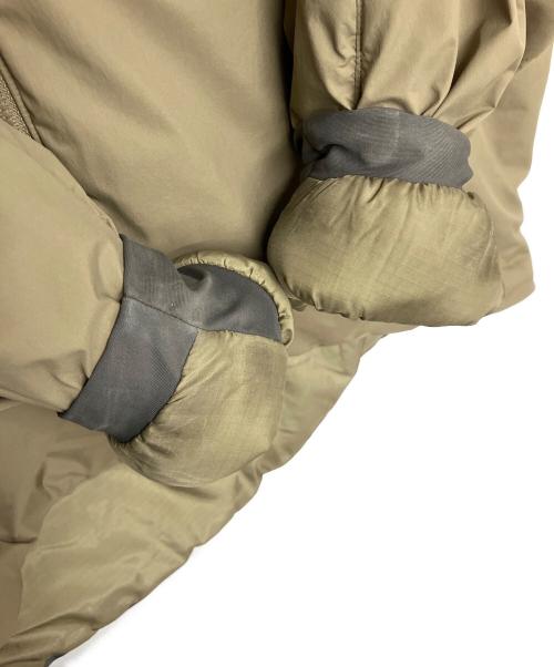 ARC'TERYX LEAF（アークテリクスリーフ）ARC'TERYX LEAF (アークテリクスリーフ) cold wx hoody lt カーキ サイズ:Mの古着・服飾アイテム