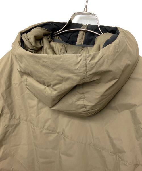 ARC'TERYX LEAF（アークテリクスリーフ）ARC'TERYX LEAF (アークテリクスリーフ) cold wx hoody lt カーキ サイズ:Mの古着・服飾アイテム