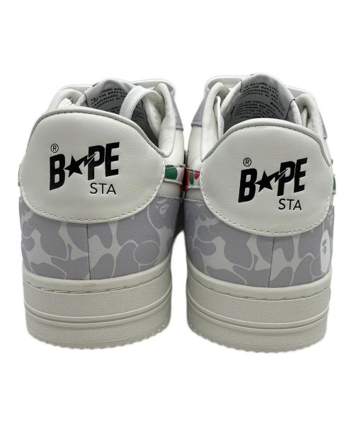 A BATHING APE（アベイシングエイプ）A BATHING APE (ア ベイシング エイプ) スニーカー ホワイト サイズ:26.5cmの古着・服飾アイテム