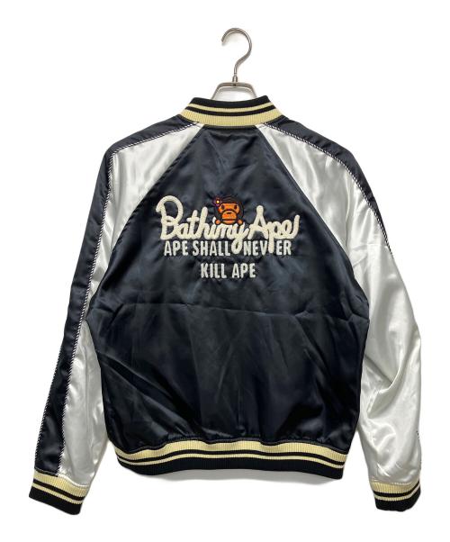 A BATHING APE（アベイシングエイプ）A BATHING APE (ア ベイシング エイプ) CRYSTAL STONE BABY LISA SOUVENIR JACKET ブラック サイズ:M 未使用品の古着・服飾アイテム