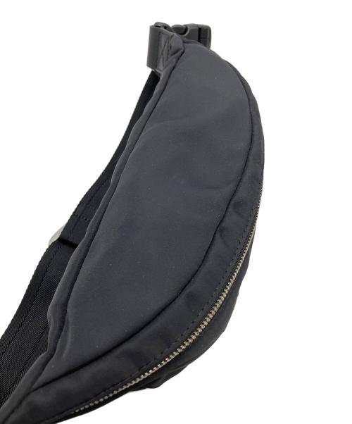 DIESEL（ディーゼル）DIESEL (ディーゼル) ボディーバッグ ブラックの古着・服飾アイテム