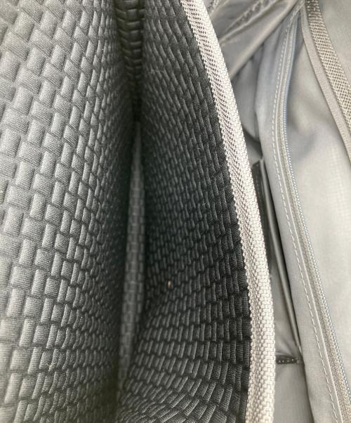 TUMI（トゥミ）TUMI (トゥミ) ALPHA 3 スモール・スクリーン・エクスパンダブル・ラップトップ・ブリーフ ブラックの古着・服飾アイテム