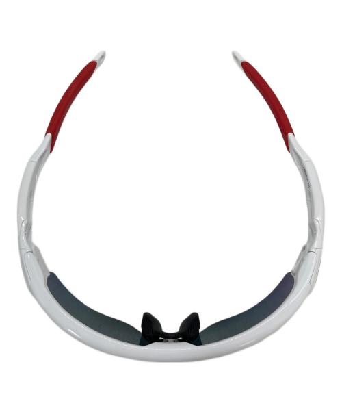 OAKLEY（オークリー）OAKLEY (オークリー) RADAR LOCK ホワイト×レッドの古着・服飾アイテム