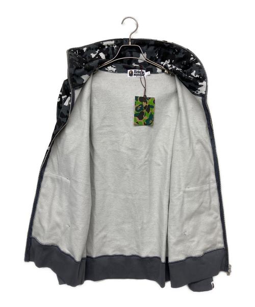 A BATHING APE（アベイシングエイプ）A BATHING APE (アベイシングエイプ) MULTI PIXEL CAMO SHARK REGULAR FIT FULL ZIP HOODIE ブラック サイズ:L 未使用品の古着・服飾アイテム