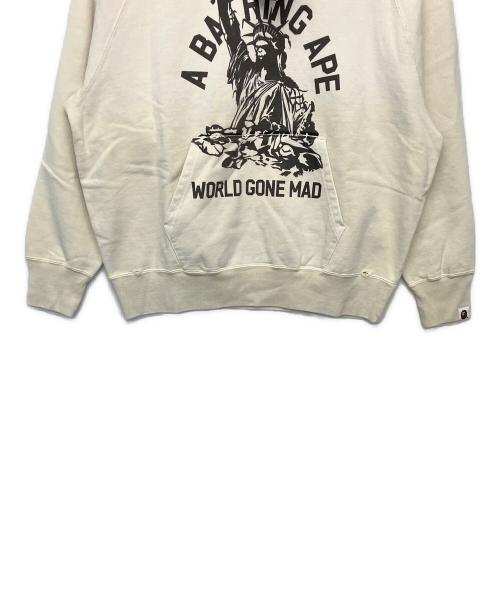 A BATHING APE（アベイシングエイプ）A BATHING APE (アベイシングエイプ) プルオーバーパーカー アイボリー サイズ:M 未使用品の古着・服飾アイテム