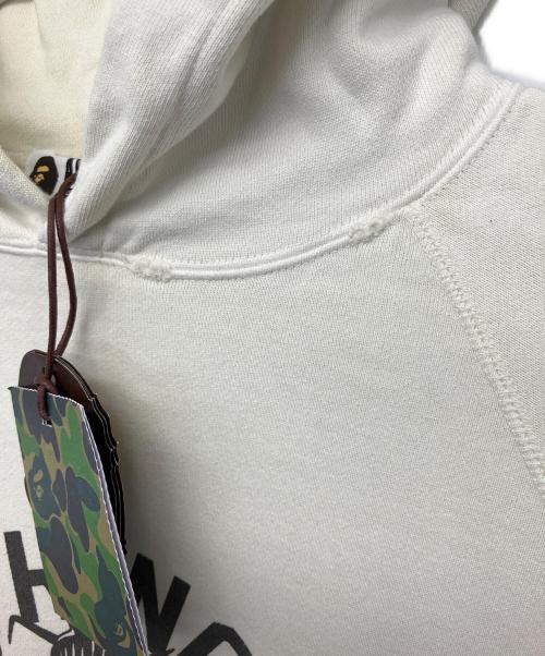 A BATHING APE（アベイシングエイプ）A BATHING APE (アベイシングエイプ) プルオーバーパーカー アイボリー サイズ:M 未使用品の古着・服飾アイテム