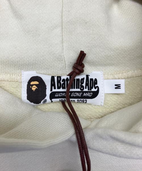 A BATHING APE（アベイシングエイプ）A BATHING APE (アベイシングエイプ) プルオーバーパーカー アイボリー サイズ:M 未使用品の古着・服飾アイテム