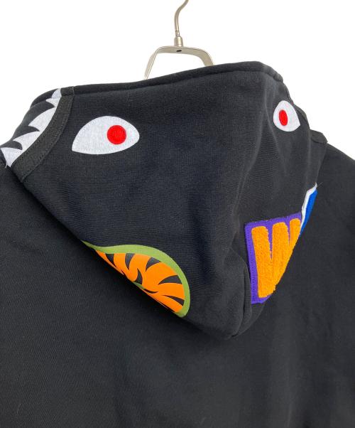 A BATHING APE（アベイシングエイプ）A BATHING APE (アベイシングエイプ) SHARK CROPPED FULL ZIP HOODIE ブラック サイズ:M 未使用品の古着・服飾アイテム