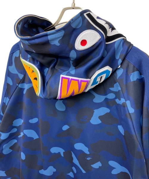 A BATHING APE（アベイシングエイプ）A BATHING APE (アベイシングエイプ) COLOR CAMO SHARK RELAXED FIT HOODIE TRACK JACKET ネイビー サイズ:2XLの古着・服飾アイテム