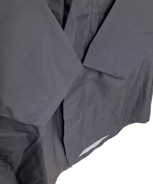 NEW BALANCE（ニューバランス）NEW BALANCE (ニューバランス) AMJ45029 フーデッドコート ブラック サイズ:M 未使用品の古着・服飾アイテム