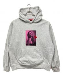 SUPREME（シュプリーム）の古着「kate moss hooded sweatshirt」｜グレー