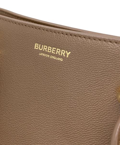 BURBERRY（バーバリー）BURBERRY (バーバリー) Small Banwell Tote Bag ベージュの古着・服飾アイテム