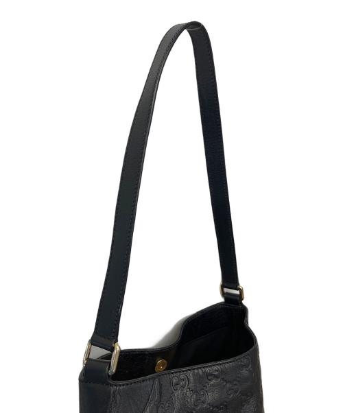 GUCCI（グッチ）GUCCI (グッチ) グッチシマ ショルダーバッグ ブラックの古着・服飾アイテム