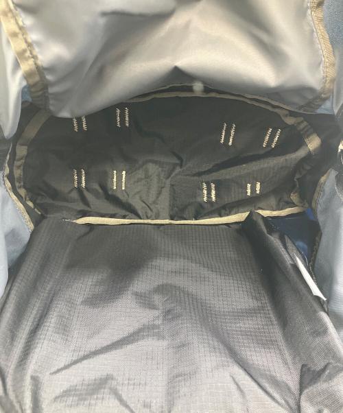 GREGORY（グレゴリー）GREGORY (グレゴリー) thisisneverthat (ディスイズネバーザット) TNT GREGORY Daypack ネイビーの古着・服飾アイテム