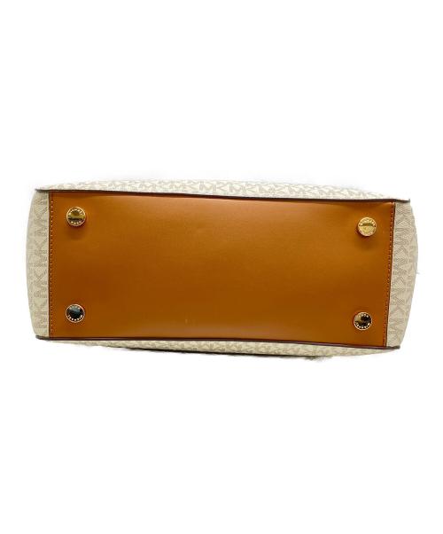 MICHAEL KORS（マイケル・コース）MICHAEL KORS (マイケル・コース) ハンドバッグ ホワイト×ブラウンの古着・服飾アイテム