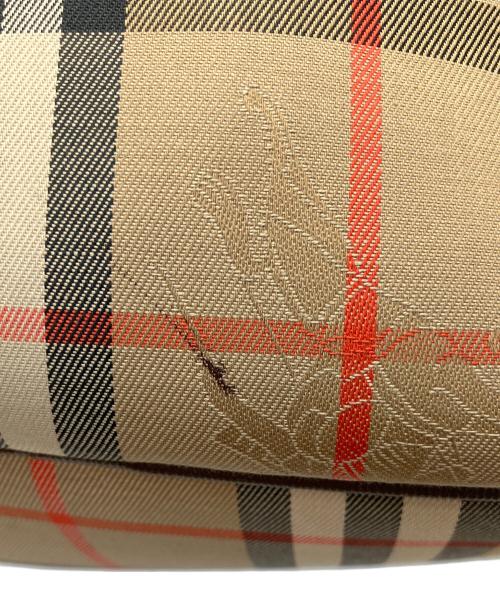 Burberry's（バーバリーズ）Burberry's (バーバリー) ショルダーバッグ ベージュの古着・服飾アイテム