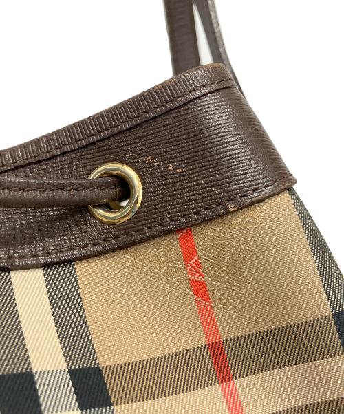 Burberry's（バーバリーズ）Burberry's (バーバリー) ショルダーバッグ ベージュの古着・服飾アイテム