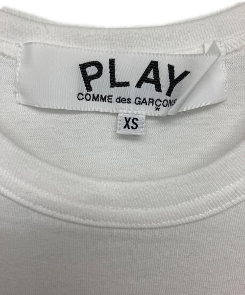 PLAY COMME des GARCONS（プレイコムデギャルソン）PLAY COMME des GARCONS (プレイコムデギャルソン) 半袖カットソー ホワイト サイズ:XSの古着・服飾アイテム
