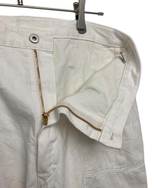 KAPTAIN SUNSHINE（キャプテンサンシャイン）KAPTAIN SUNSHINE (キャプテンサンシャイン) Backleback Baker Pants ホワイト サイズ: 106cm (W42)の古着・服飾アイテム