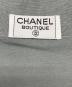 中古・古着 CHANEL (シャネル) ポロシャツ ゴールドカメリアボタン グレー サイズ:34：36000円