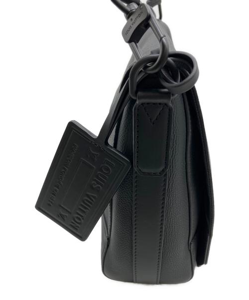 LOUIS VUITTON（ルイ ヴィトン）LOUIS VUITTON (ルイ ヴィトン) アエログラム ショルダーバッグ ブラックの古着・服飾アイテム