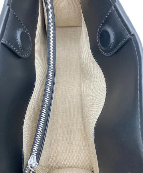 MICHAEL KORS（マイケル・コース）MICHAEL KORS (マイケル・コース) 2WAYバッグ アイボリー×ブラックの古着・服飾アイテム