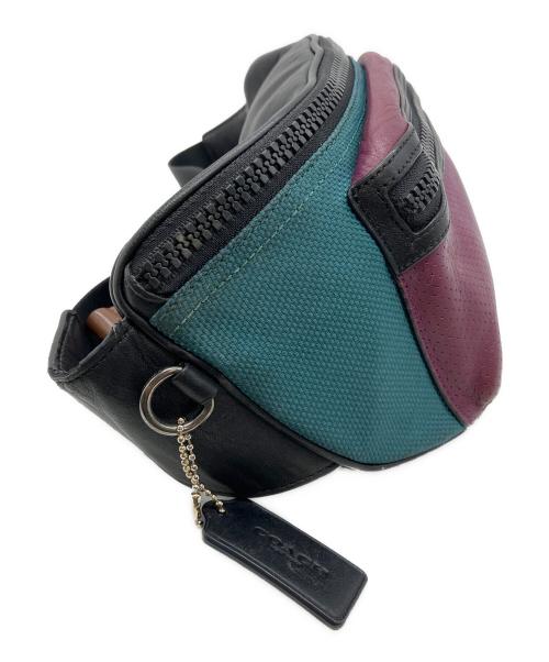 COACH（コーチ）COACH (コーチ) ウエストバッグ マルチカラーの古着・服飾アイテム