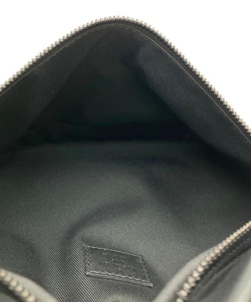 LOUIS VUITTON（ルイ ヴィトン）LOUIS VUITTON (ルイ ヴィトン) モノグラム・シャドウ ディスカバリーバムバッグ ブラックの古着・服飾アイテム